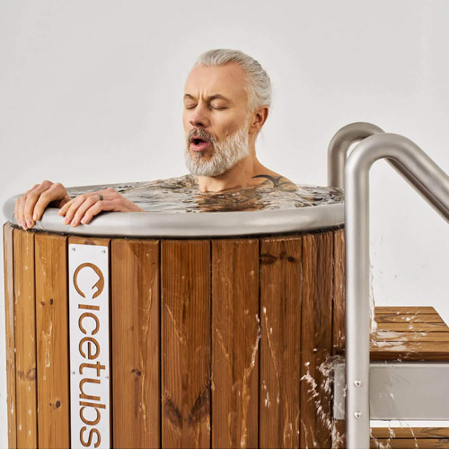 Icetubs Thermowood Fiberglass Cold Plunge Immersion Tub